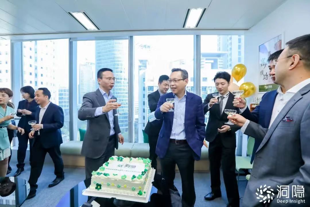 洞隐团队风采4